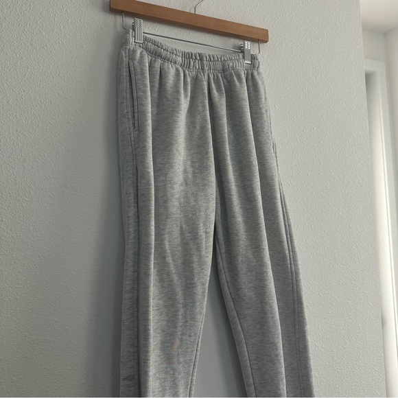 Sisters & Sisters Grey Sweatpants - Picture 3 of 6